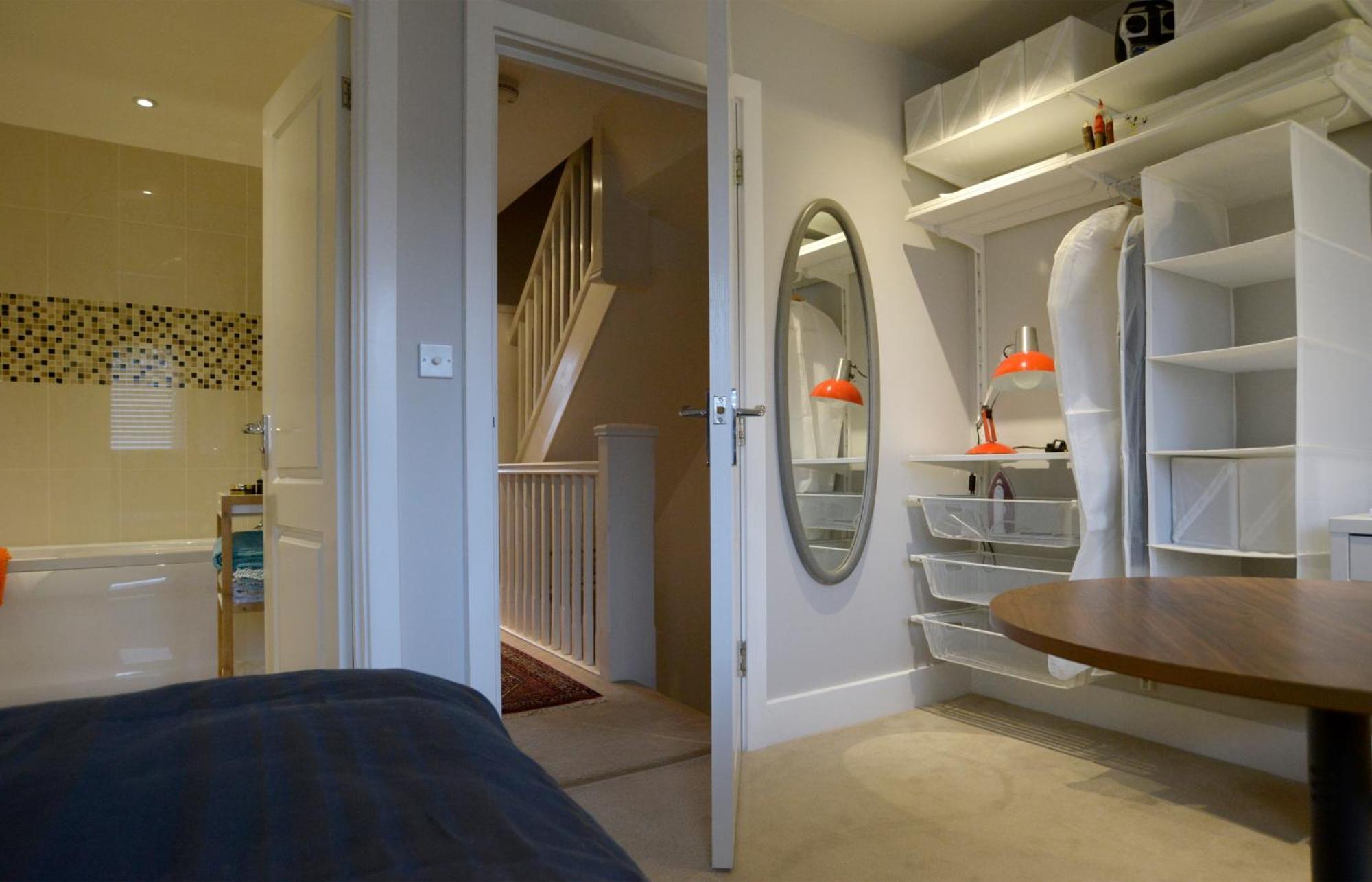 2 Homestay Guest Rooms ฮันติงตัน ภายนอก รูปภาพ